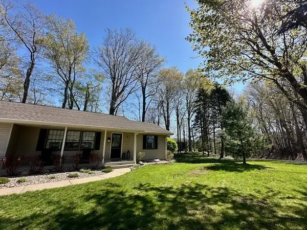 70070 2nd AVE, South Haven Twp, MI 49090