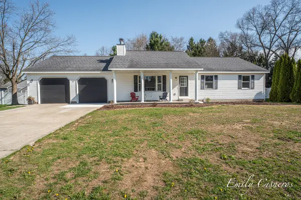 1608 Hampstead DR, Laketontownship_muskegon, MI 49445