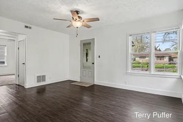 58 Lamora AVE, Battlecreekcity_calhoun, MI 49037