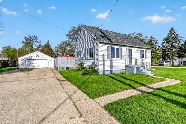 965 S Sheridan DR, Muskegonchartertownship_muskegon, MI 49442