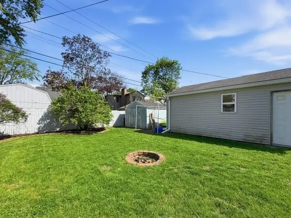 1211 Evelyn AVE, Ypsilantichartertownship_washtenaw, MI 48198