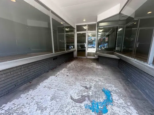 207 E Front ST, Traversecitycity_grandtraverse, MI 49684