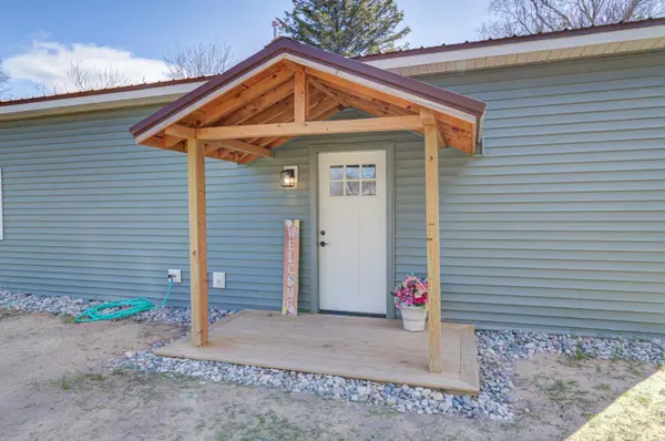 304 Lincoln ST, Kalkaskatownship_kalkaska, MI 49646