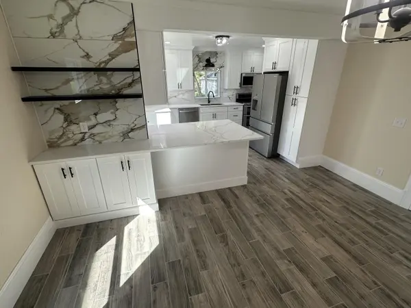 556 Cooper ST, Jacksoncity_jackson, MI 49201