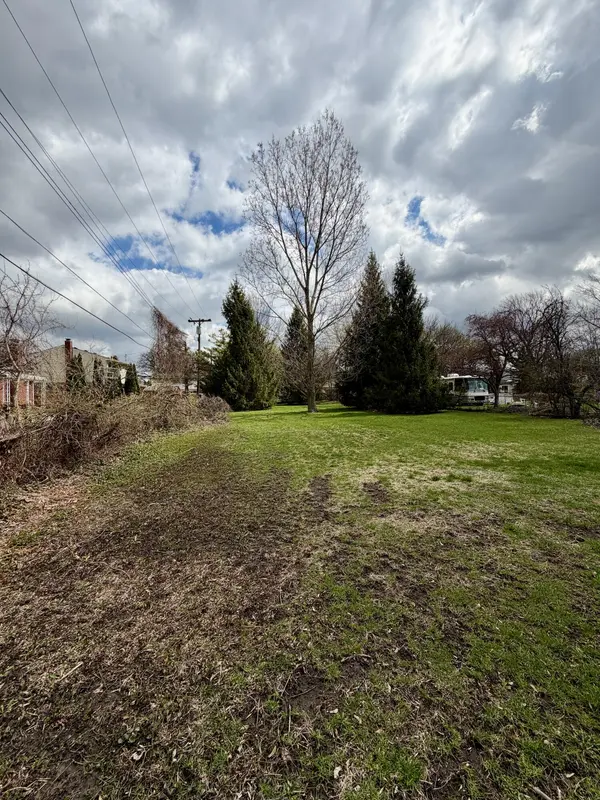 27420 Milton AVE, Warrencity_macomb, MI 48092