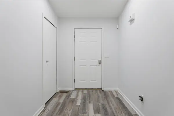 42122 Richmond DR, Vanburenchartertownship_wayne, MI 48111