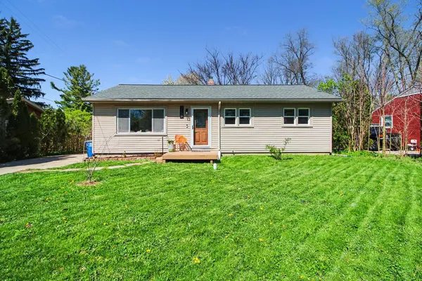 3159 Edgewood DR, Annarborcity_washtenaw, MI 48104