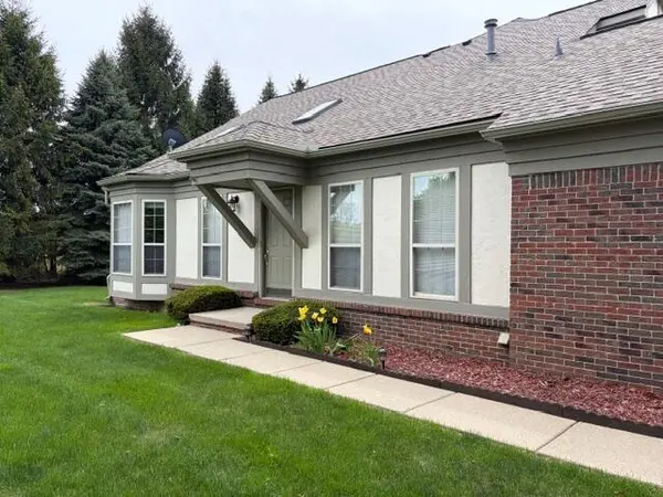 41488 Wild Turkey LN, Cantonchartertownship_wayne, MI 48188