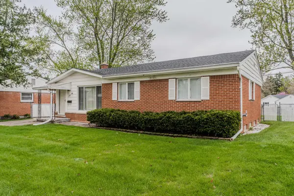 398 Hollywood DR, Salinecity_washtenaw, MI 48176