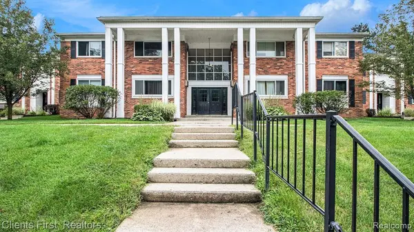 525 Fairbrook ST #207, Northvillecity_wayne, MI 48167