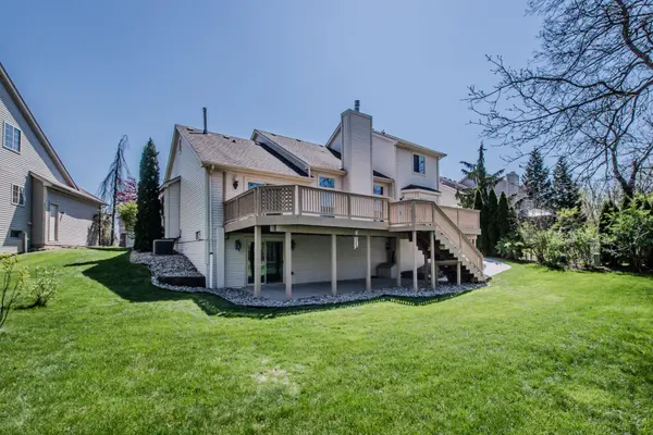 46827 Creeks BND, Cantonchartertownship_wayne, MI 48188