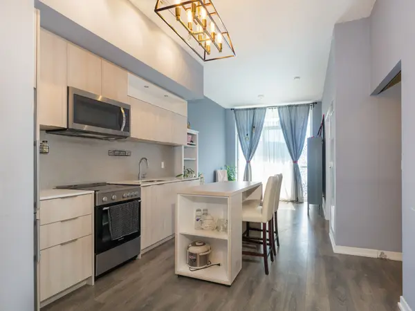 50 Forest Manor RD #209, Toronto C15, ON M2J 0E3