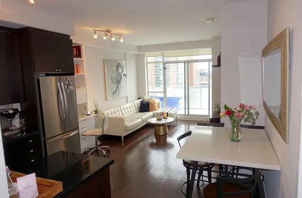 1 Shaw ST #Ph22, Toronto C01, ON M6K 0A1