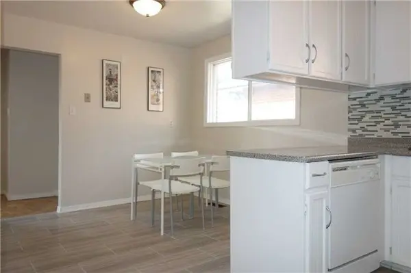 51 Navaho DR #Upper Level, Toronto C15, ON M2H 2X2