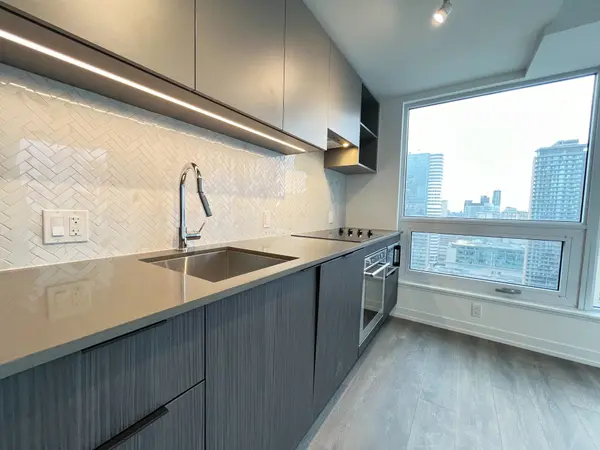 82 Dalhousie ST #2912, Toronto C08, ON M5B 0C5