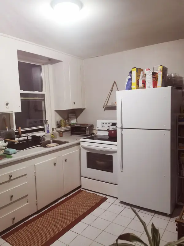 106 Old Kingston RD #201, Ajax, ON L1T 2Z9