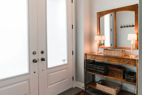 26 Great Heron CT, King, ON L7B 0P4