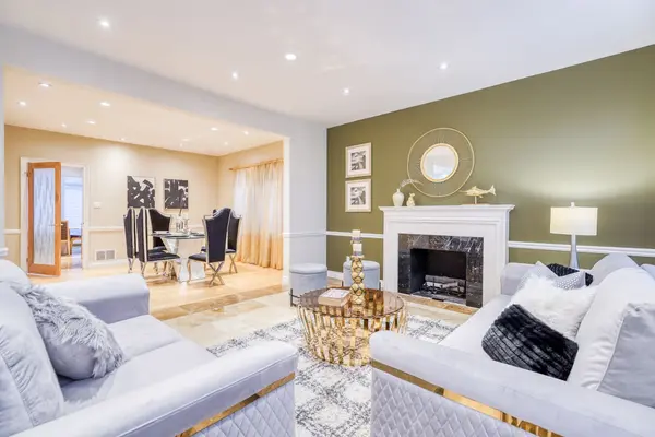 69 Ava CRES, Richmond Hill, ON L4B 2X5