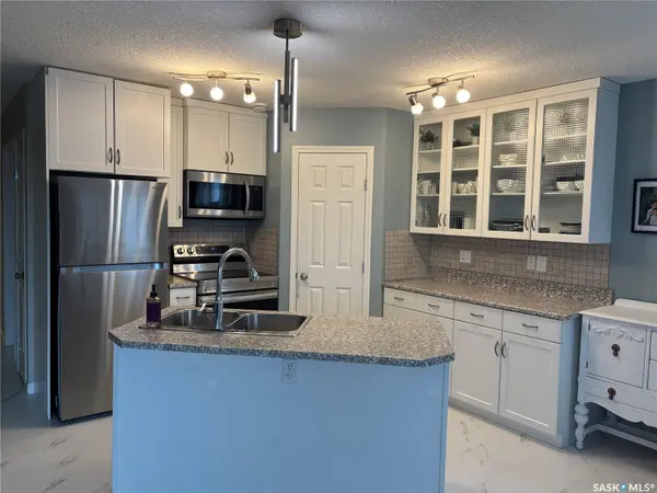 826 Lochwood PLACE, Swift Current, SK S9H 4W9