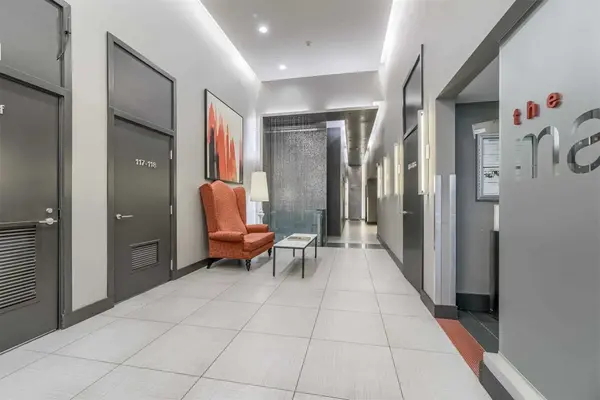 1040 The Queensway N/A #715, Toronto W08, ON M8Z 0A7