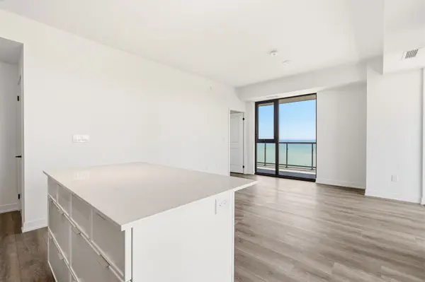 2075 Lakeshore RD #1208, Burlington, ON L7R 0H3