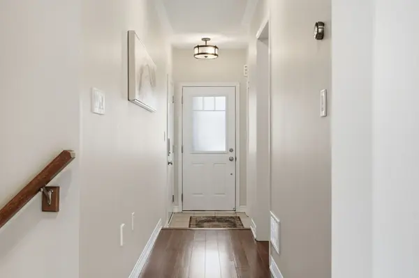 16 Dredge CT, Milton, ON L9T 8T1