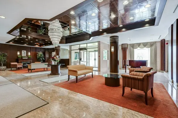 1700 The Collegeway N/A #502, Mississauga, ON L5L 4M2