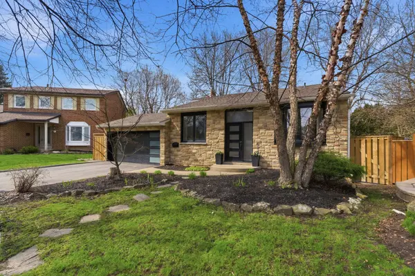 29 Melissa CRES, Hamilton, ON L9H 7C5