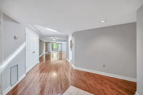 150 Wilson ST W #PH1, Hamilton, ON L9G 4E7