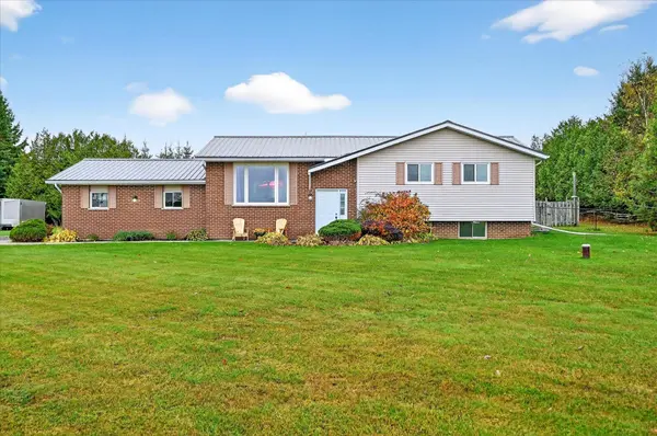 530 Centreline RD, Kawartha Lakes, ON K9V 4R5