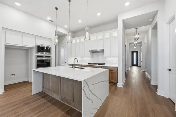 2224 Garnet Drive, Waxahachie, TX 75167