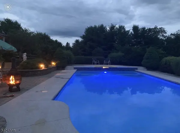 1 Delaware Rd, Readington Twp., NJ 08889