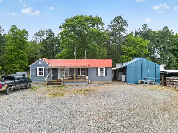 1040 Deuprees Store Rd., Drakes Branch, VA 23937