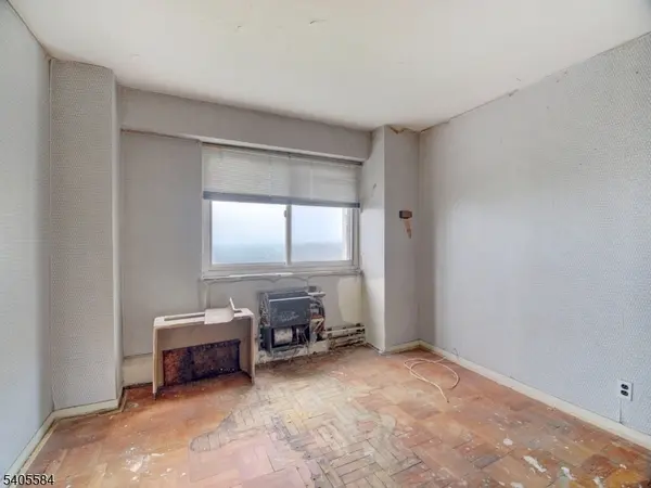 377 S Harrison Street 14CC #14CC, East Orange City, NJ 07018