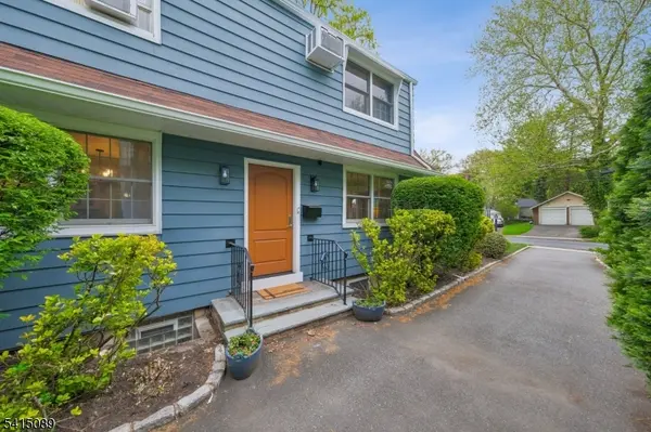 61 Burnett Ter, Maplewood Twp., NJ 07040