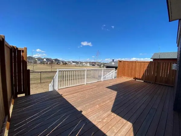 8618 88 ST, Grande Prairie, AB T8X 0P5