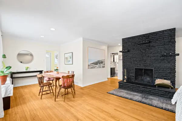 1430 Edgecliffe AVE, Carlington - Central Park, ON K1Z 8G1