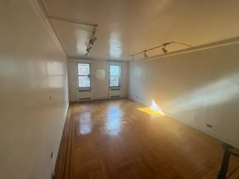 860 Grand Concourse #4I, Bronx, NY 10451