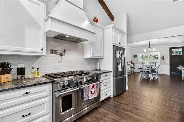 323 Vz County Road 2103, Canton, TX 75103