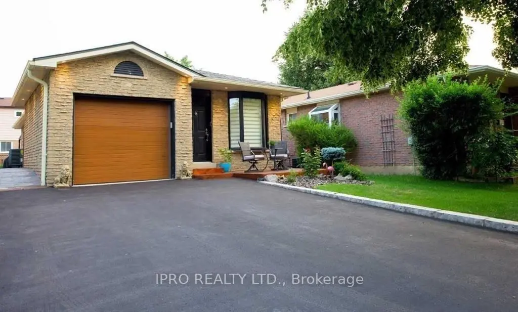 3103 Harris-Basement CRES, Mississauga, ON L5N 4Y7