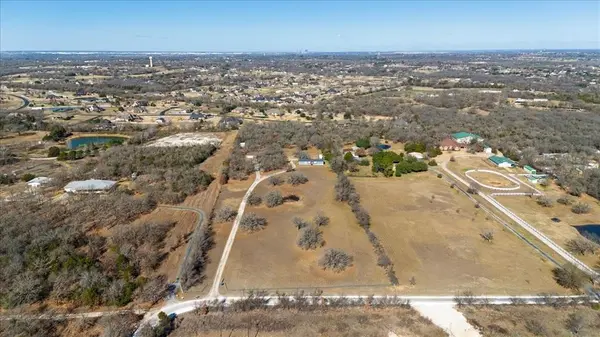 8600 County Road 530, Mansfield, TX 76063