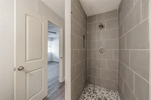 3123 Biway Street, Sansom Park, TX 76114