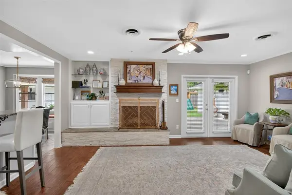 8321 Spring Lake Drive, Shreveport, LA 71106