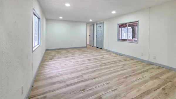 111 Custer Road, Mabank, TX 75156