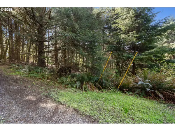 7th ST NW #11300, Cape Meares, OR 97141