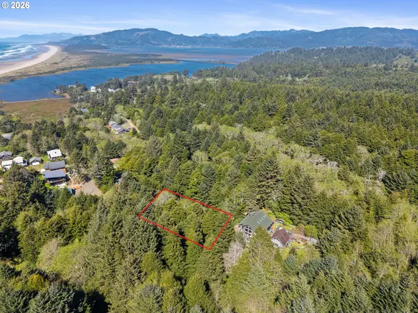 7th ST NW #11300, Cape Meares, OR 97141