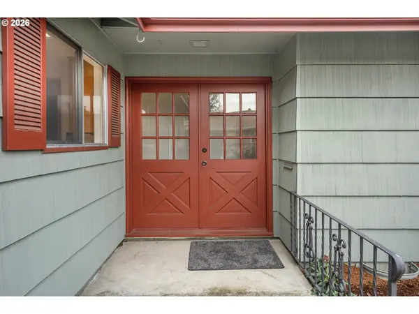 16590 SW KING CHARLES AVE, King City, OR 97224