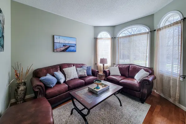 3798 Swiftdale DR, Mississauga, ON L5M 6M5