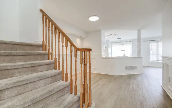 2460 Appalachain DR, Oakville, ON L6M 4S6