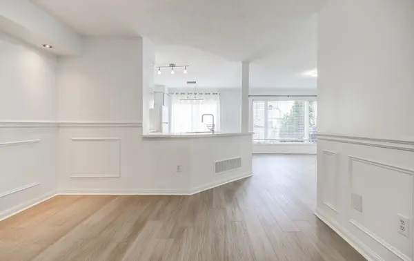 2460 Appalachain DR, Oakville, ON L6M 4S6